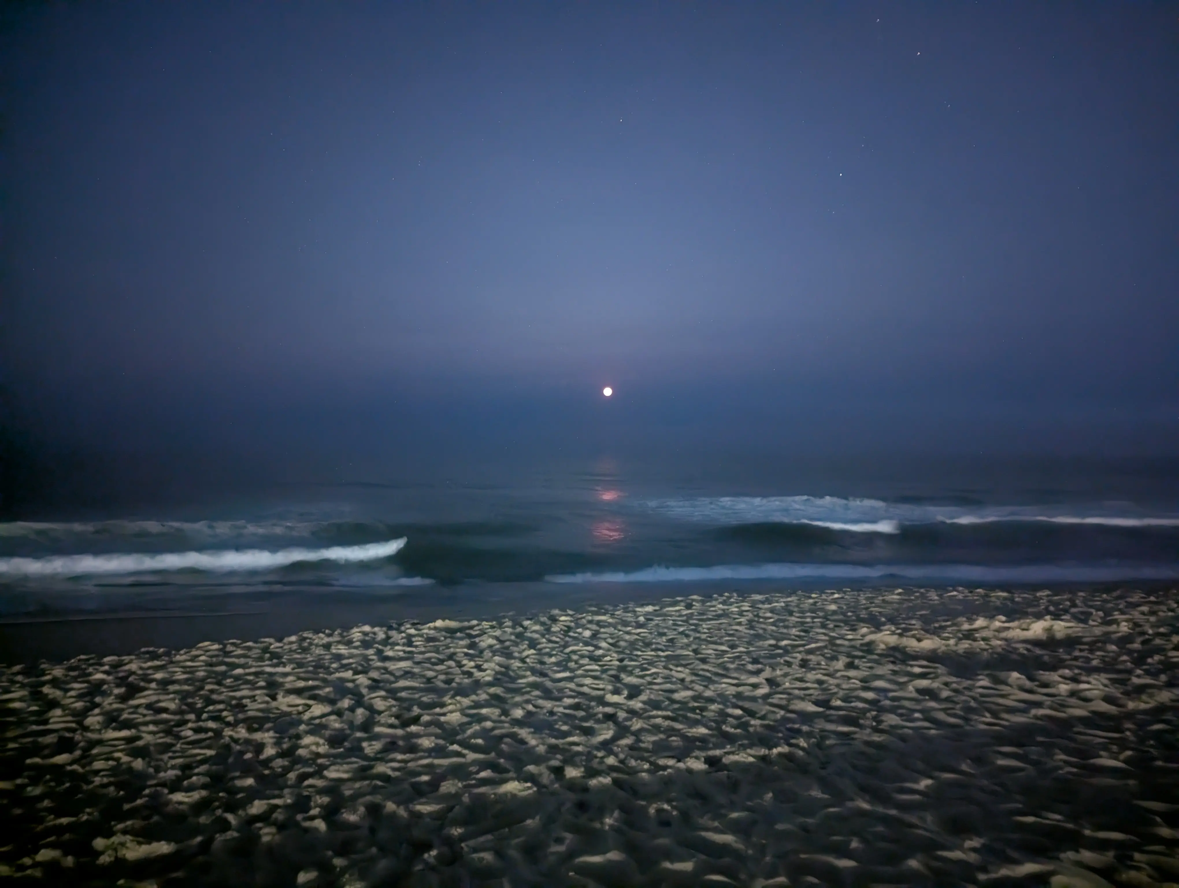 Wide shot of Strawberry Moon